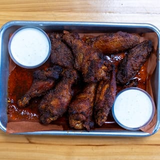 8 Wings